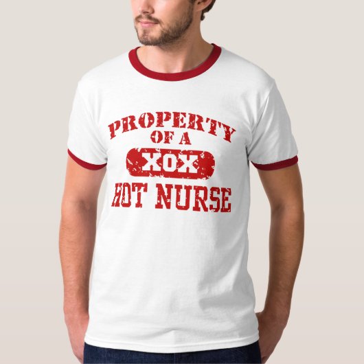 Eigenschaft einer heißen Krankenschwester T-Shirt (Vorderseite)