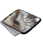 EIGENSCHAFT LAPTOPSCHUTZHÜLLE (Vorne Knopf)