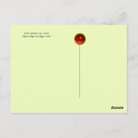 EIGENSCHAFTEN ZWISCHEN HERBSTLAUBEN IN WOODLAND POSTKARTE (Rückseite)