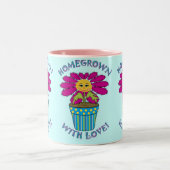 Eigenständig mit Liebe Zweifarbige Tasse (Mittel)