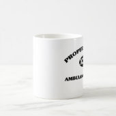 Eigentum eines KRANKENWAGEN-FAHRERS Kaffeetasse (Mittel)