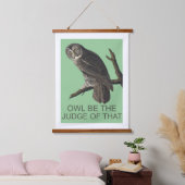 EIGENTUM IST DAS URTEIL DAVON WANDTEPPICH MIT HOLZRAHMEN (Schlafzimmer)