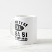 Eigentum von Bereich 51 Kaffeetasse (Vorderseite Links)