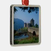 Eilean Donan Castle, Highlands, Schottland 2 Ornament Aus Metall (Rechts)
