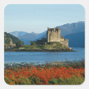 Eilean Donan Castle, Highlands, Schottland 3 Quadratischer Aufkleber