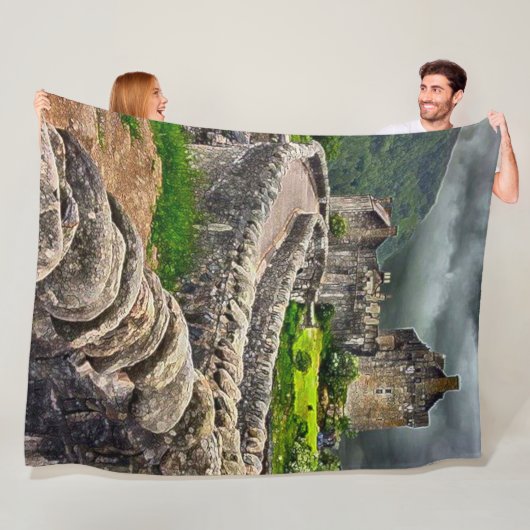 Eilean Donan Castle, Schottland Akryllische Kunst Fleecedecke (Beispiel)