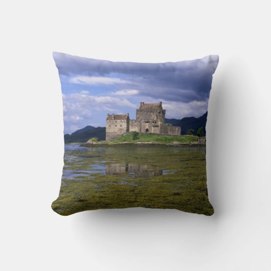 Eilean Donan Castle Scotland Kissen (Vorderseite)