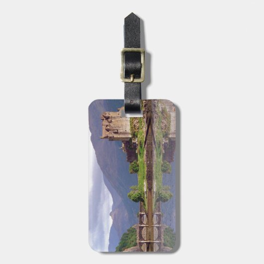 Eilean Donan Schlossreflexion Gepäckanhänger (Vorderseite vertikal)