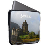 Eileen Donan Schloss im frühen Herbst Laptopschutzhülle (Vorne Rechts)