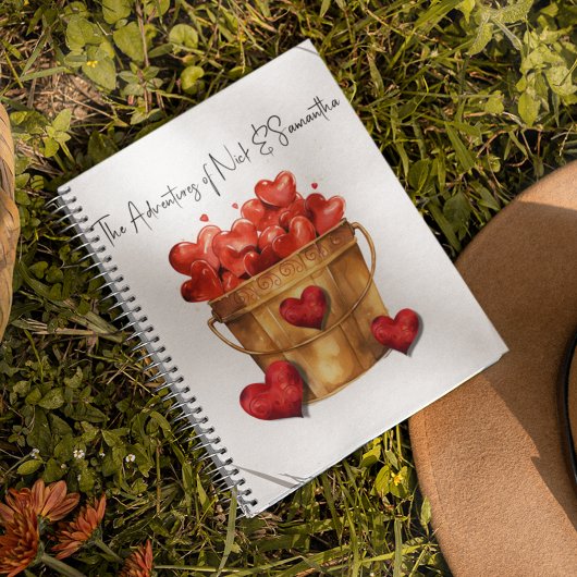 Eimer gefüllt mit Liebe Spiral Notebook Notizblock