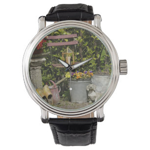 Eimer, Schuhe und Blumen, Zaanse Schans, Armbanduhr