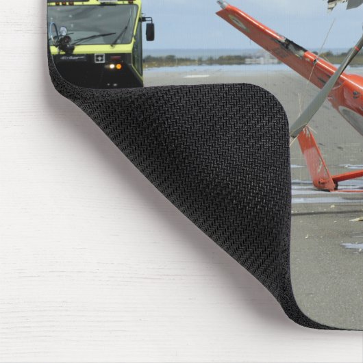 Ein Absturz eines Dolphin-Hubschraubers der US-Küs Mousepad (Ecke)