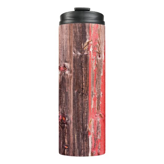 Ein alter abgenutzter Stall oder antiker Holzzaun  Thermosbecher (Vorderseite)