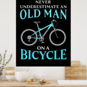 Ein alter Mann auf dem Fahrrad Poster (Küche)