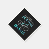 Ein alter Mann auf dem Fahrrad Serviette (Ecke)