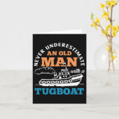Ein alter Mann mit einem lustigen Tugboat wird nie Karte (Gelbe Blume)