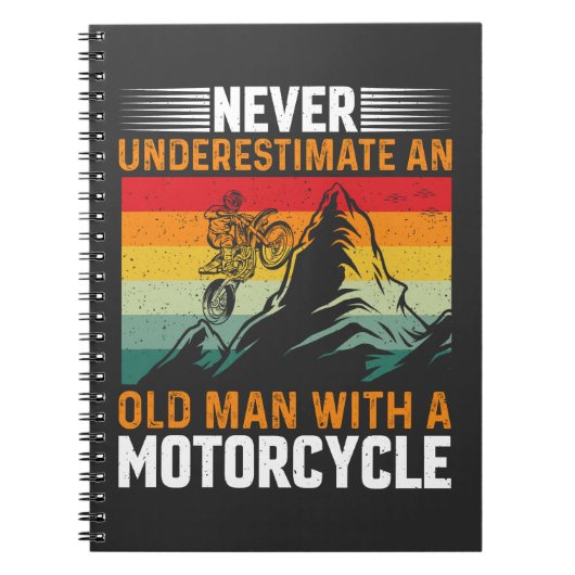 Ein alter Mann mit einem Motorrad nie unterschätze Notizblock (Vorderseite)