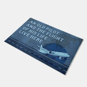 Ein alter Pilot und der Flug seines Lebens Fußmatte (Schrägansicht)
