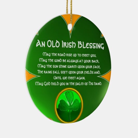 Ein altes irisches Segen-Kleeblatt Keramikornament (Rechts)