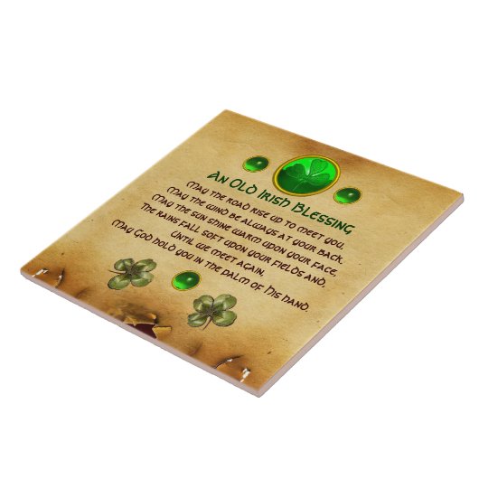 Ein altes irisches Segen-Pergament Fliese (Seite)