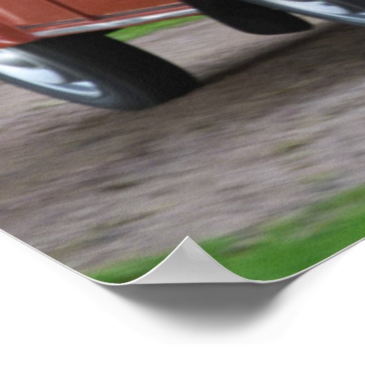 Ein altes, rotes Citroen 2CV Auto mit einer lächel Poster (Ecke)