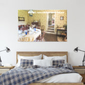 Ein altes umgebautes Bauernhaus Leinwanddruck (Insitu (Schlafzimmer))