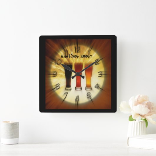 Ein anderes Bier Quadratische Wanduhr (Zuhause)