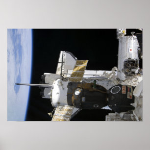 Ein angekoppeltes Soyuz Raumfahrzeug Poster