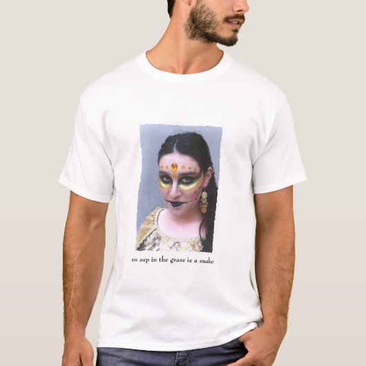 Ein Asp im Gras T-Shirt (Vorderseite)