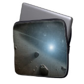 Ein Asteroidengürtel rund um den hellen Star Vega. Laptopschutzhülle (Vorderseite Links)