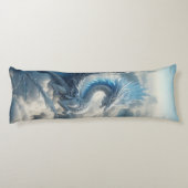 Ein Atemberaubender Drache umgeben von Wolken Seitenschläferkissen (Rückseite)