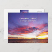 Ein atemberaubender Sonnenuntergang über dem Meer Postkarte (Vorne/Hinten)