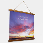 Ein atemberaubender Sonnenuntergang über dem Meer Wandteppich Mit Holzrahmen (Gewinkelt)