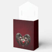 Ein atemberaubendes gotisches Herz Geschenkschachtel (Geöffnet)