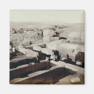Ein ausgegrabener Tempel am Fuß der Sphinxes, 4. Magnet