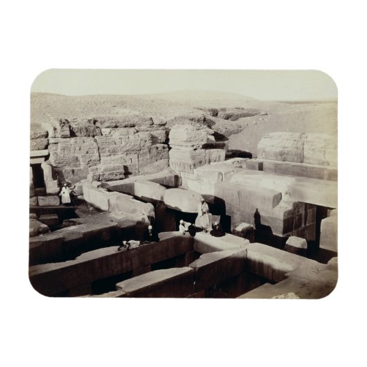 Ein Ausgrabungstempel am Fuße der Sphinx, 4. Magnet (Horizontal)
