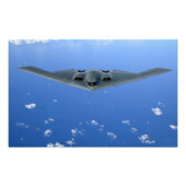 Ein B-2 Geist steigt durch den Himmel Fotodruck (Vorne)