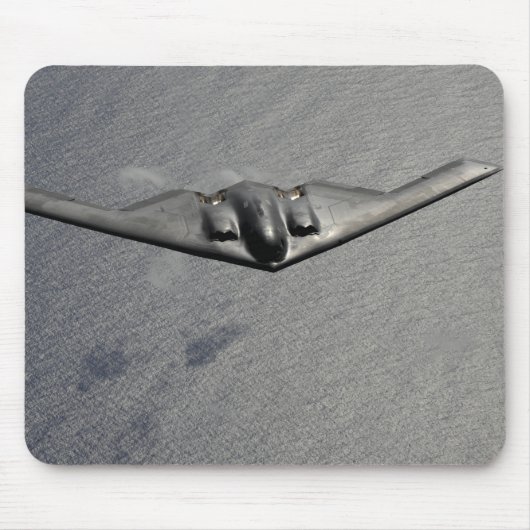 Ein B-2 Spirit fliegt über den Pazifik Mousepad (Vorne)