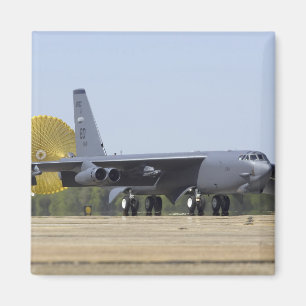 Ein B-52 Stratofortress entfaltet seine Magnet