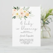 Ein Baby blüht in Grün und Dusche für ein blühende Einladung (Stehend Vorderseite)