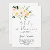 Ein Baby blüht in Grün und Dusche für ein blühende Einladung (Vorne/Hinten)