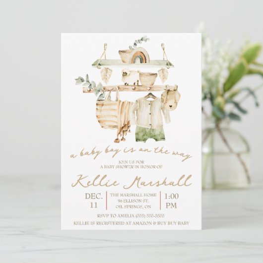 Ein Baby Boy ist unterwegs! Wäscheleine Babydusche Einladung (Stehend Vorderseite)