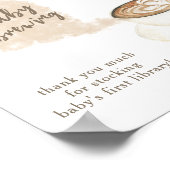 Ein Baby braut Bücher für das Baby Poster (Ecke)