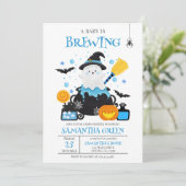 Ein Baby braut eine blaue Halloween-Babydusche Einladung (Stehend Vorderseite)