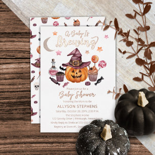 Ein Baby braut eine Jack-O-Lantern-Halloween-Baby- Folieneinladung