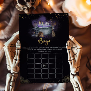 Ein Baby bricht gerade ein Halloween-Bingo-Spiel