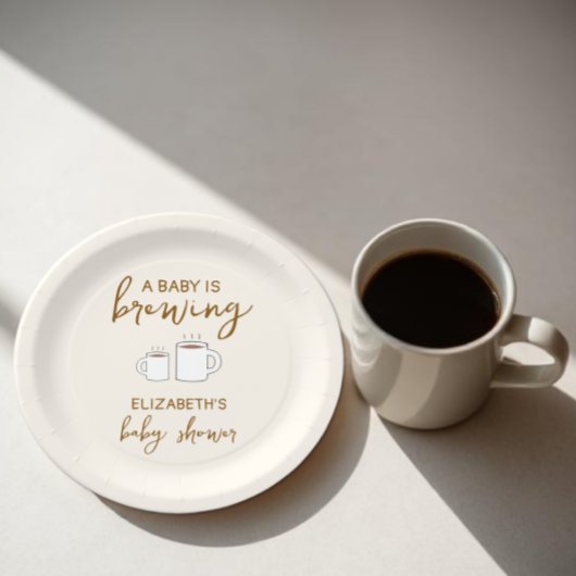 Ein Baby brütet eine Babydusche Pappteller