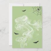 Ein Baby brütet eine grüne Hexenzittel-Babydusche Einladung (Rückseite)