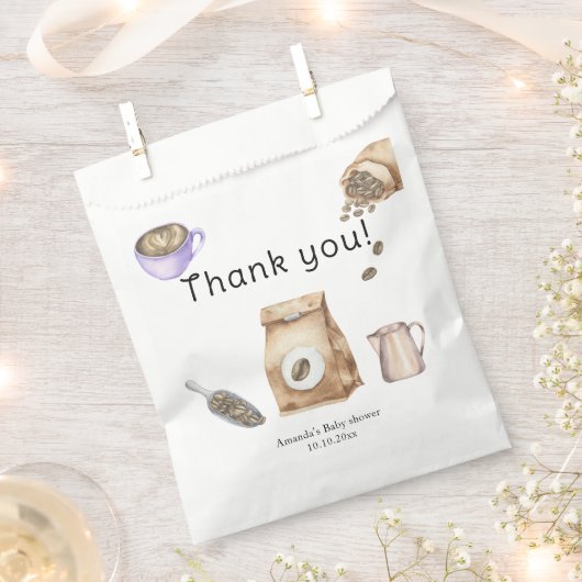 Ein Baby brütet eine Kaffee-Cup-Babydusche Geschenktütchen (Ausgeschnitten)