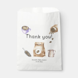 Ein Baby brütet eine Kaffee-Cup-Babydusche Geschenktütchen